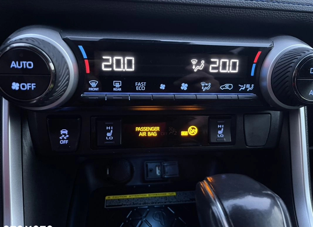 Toyota RAV4 cena 144900 przebieg: 84000, rok produkcji 2019 z Pajęczno małe 704
